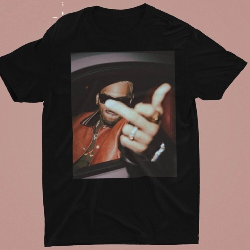 Chris Brown 1111 Graphic T-Shirt Bold Tour Photo Fan Merch Tee